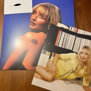 SIGNED sabrina carpenter Short N Sweet vinyl!!